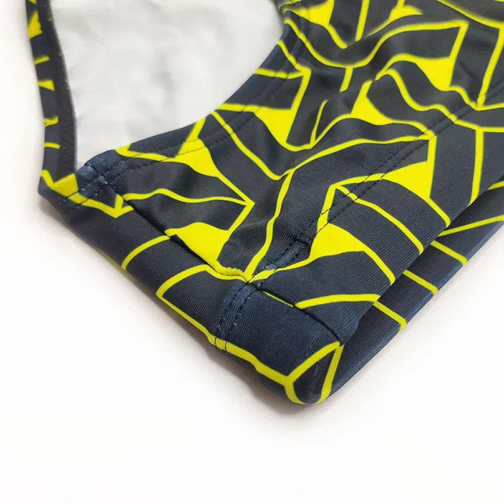Sexy Print Pouch Swimwear Mens Swim Briefs with Pad Man Swimming Trunks Fast Dry Beach Surf Bathing Suit Bikini Men Swimsuit