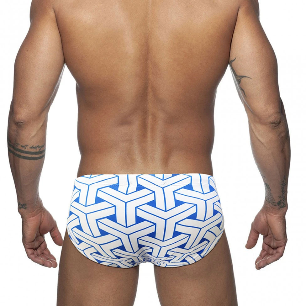 Sexy Print Pouch Swimwear Mens Swim Briefs with Pad Man Swimming Trunks Fast Dry Beach Surf Bathing Suit Bikini Men Swimsuit