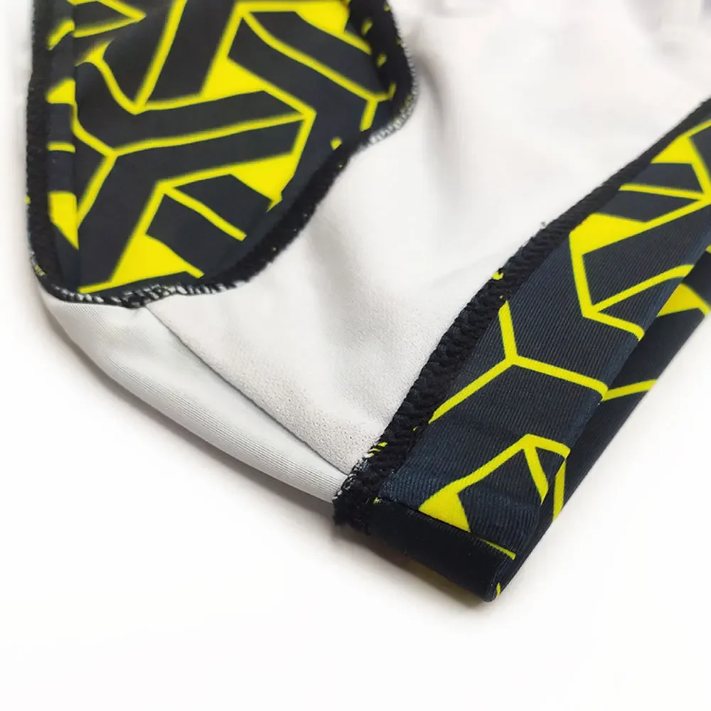 Sexy Print Pouch Swimwear Mens Swim Briefs with Pad Man Swimming Trunks Fast Dry Beach Surf Bathing Suit Bikini Men Swimsuit